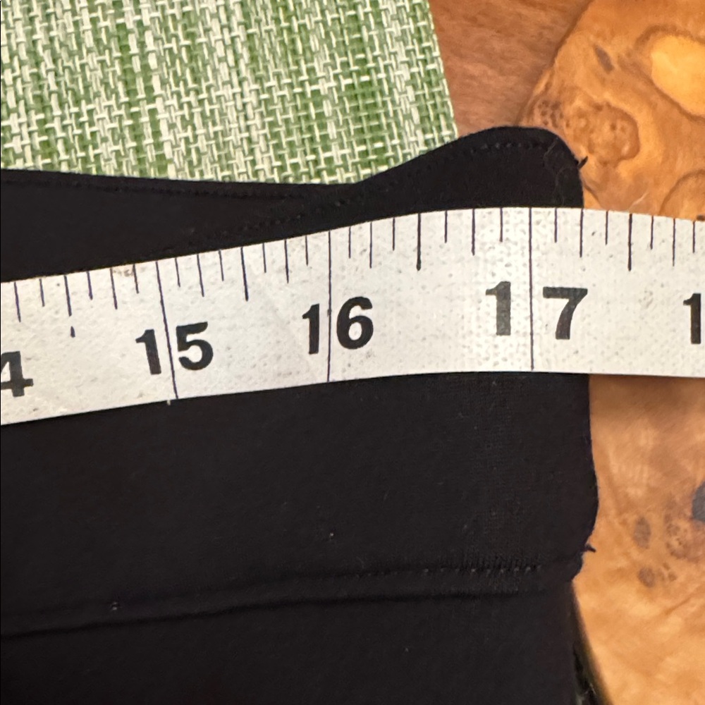 SPANX Pants, Black. Size Medium.
Faux pockets
NWOT - Picture 7 of 13